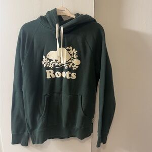 Roots hoodie dark green size large